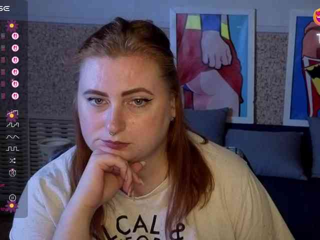 Aliciaredluv webcam