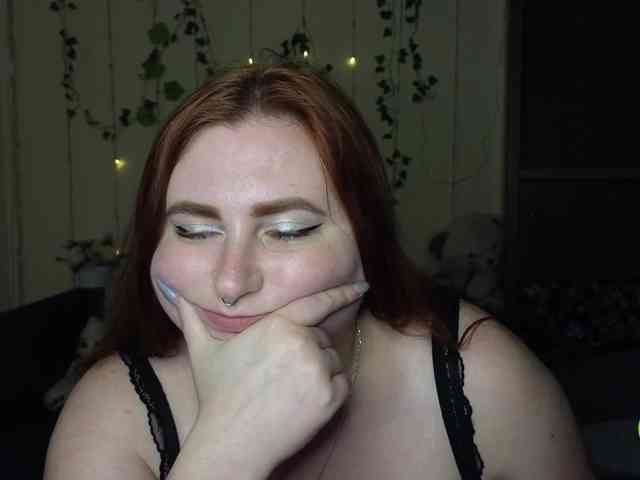 Aliciaredluv webcam