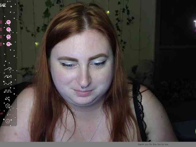 Aliciaredluv webcam