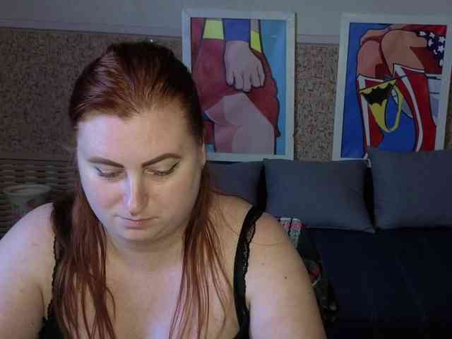 Aliciaredluv webcam