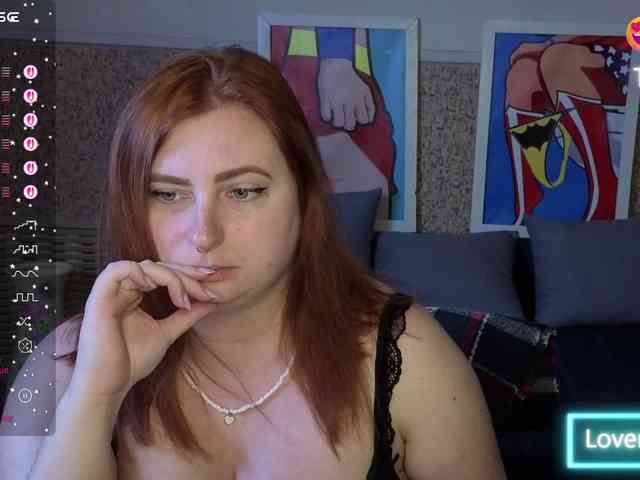 Aliciaredluv webcam