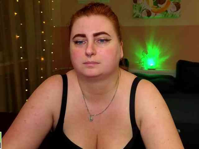 Aliciaredluv webcam