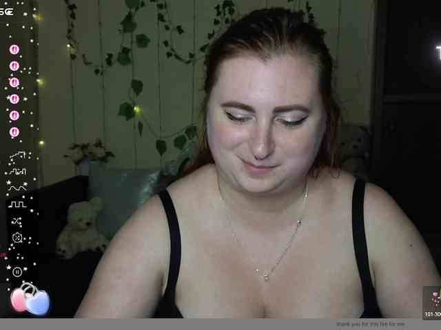 Aliciaredluv webcam