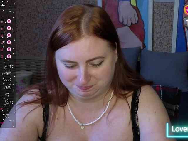 Aliciaredluv webcam
