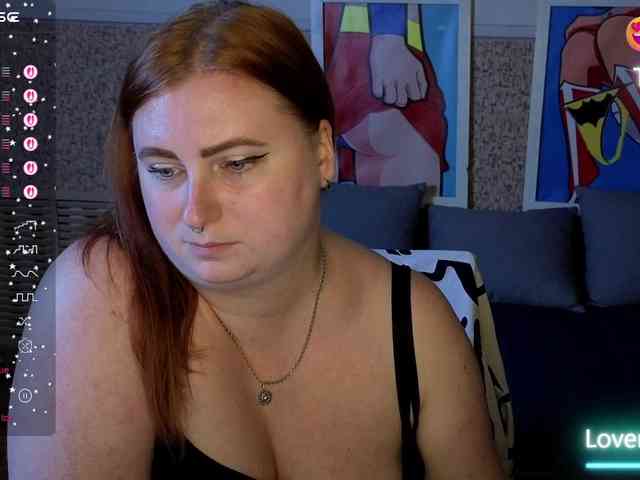 Aliciaredluv webcam