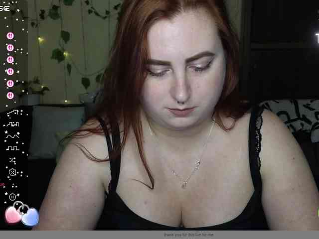 Aliciaredluv webcam
