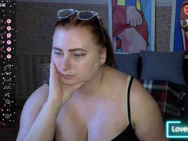 Aliciaredluv webcam