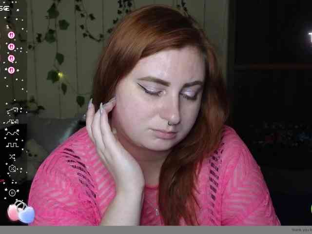 Aliciaredluv webcam