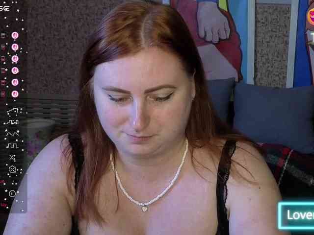 Aliciaredluv webcam