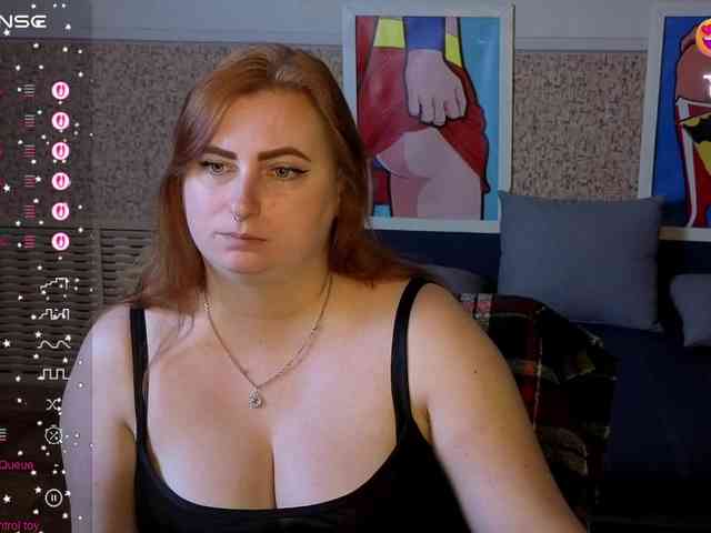 Aliciaredluv webcam