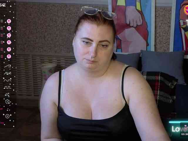 Aliciaredluv webcam