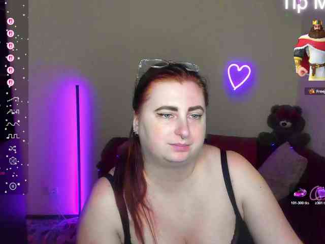 Aliciaredluv webcam