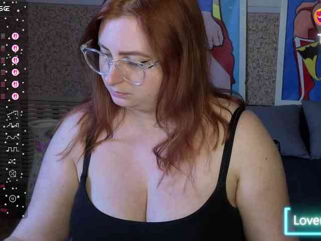 Aliciaredluv webcam