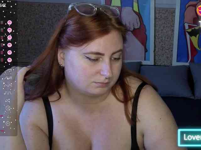 Aliciaredluv webcam