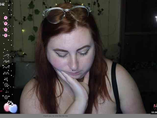 Aliciaredluv webcam