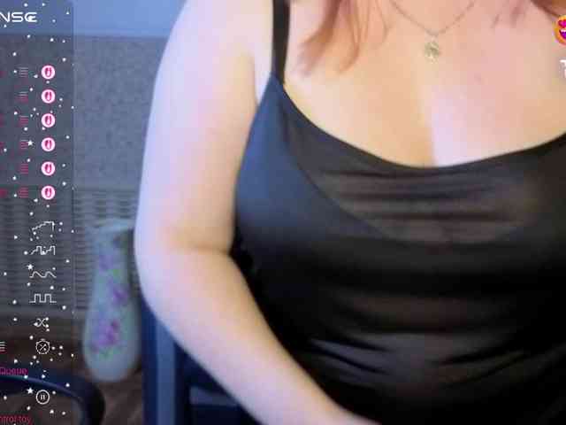 Aliciaredluv webcam
