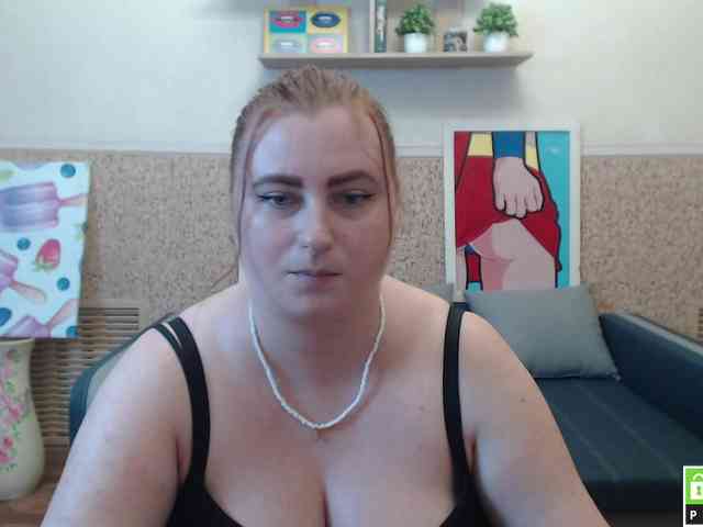 Aliciaredluv webcam
