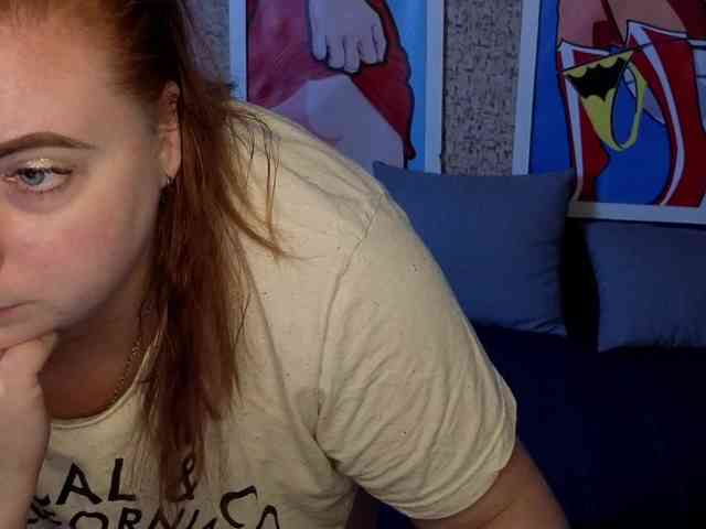 Aliciaredluv webcam