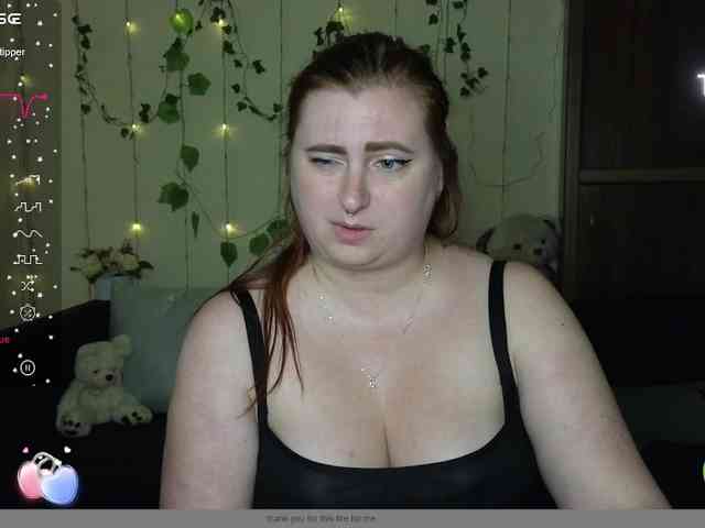 Aliciaredluv webcam
