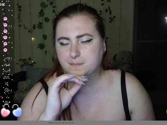 Aliciaredluv webcam
