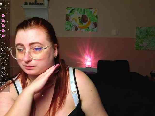 Aliciaredluv webcam