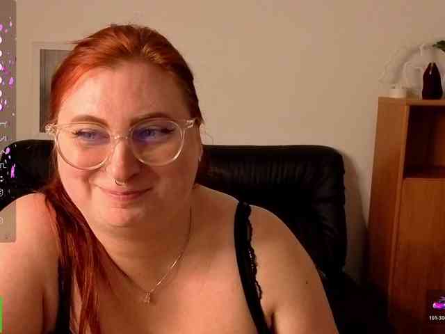 Aliciaredluv webcam