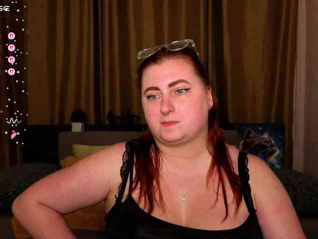 Aliciaredluv webcam