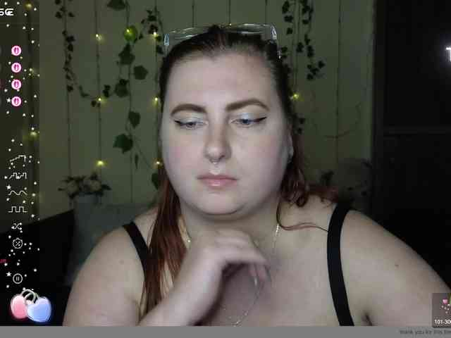 Aliciaredluv webcam