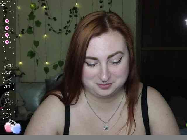 Aliciaredluv webcam