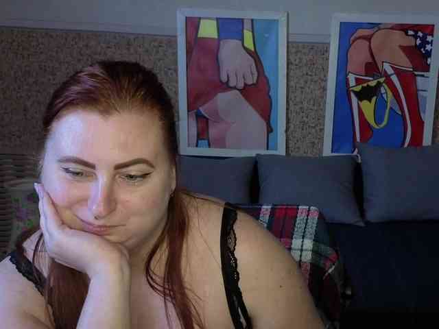 Aliciaredluv webcam