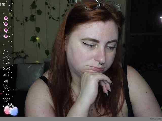 Aliciaredluv webcam