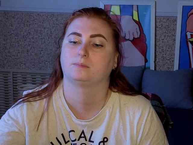 Aliciaredluv webcam