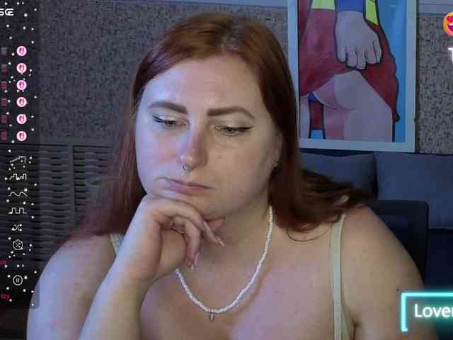 Aliciaredluv webcam