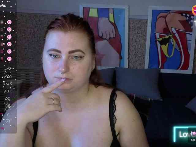 Aliciaredluv webcam