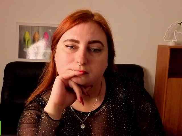 Aliciaredluv webcam