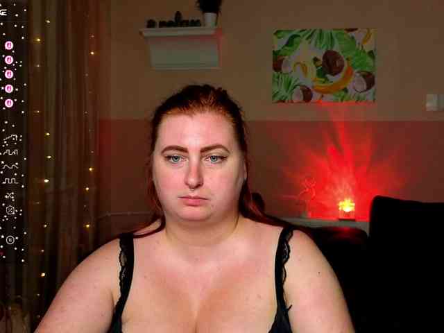 Aliciaredluv webcam