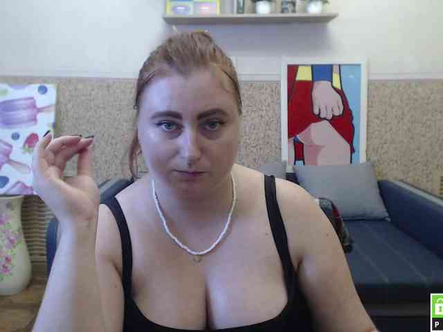 Aliciaredluv webcam
