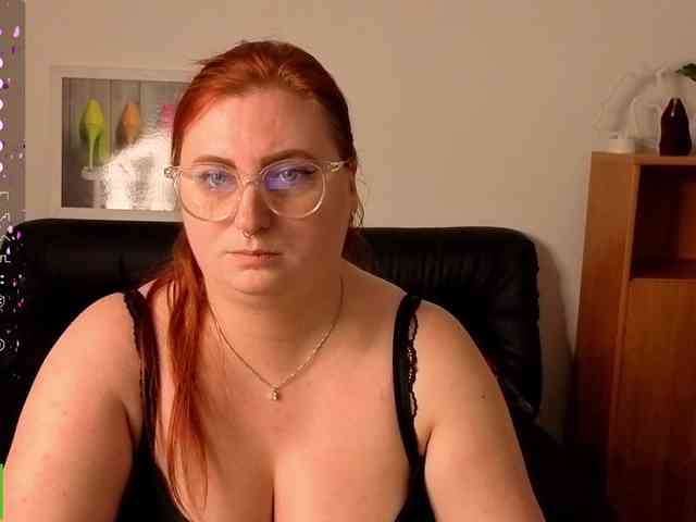 Aliciaredluv webcam