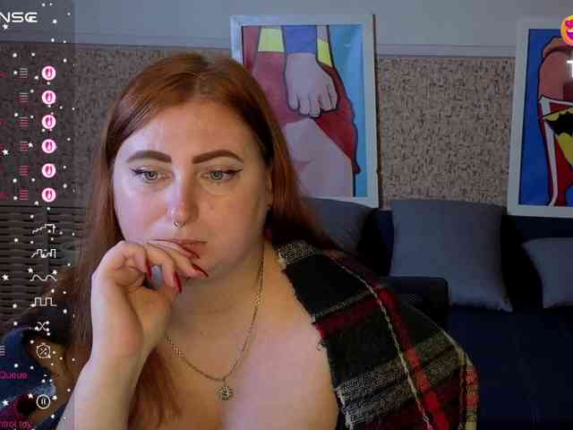 Aliciaredluv webcam