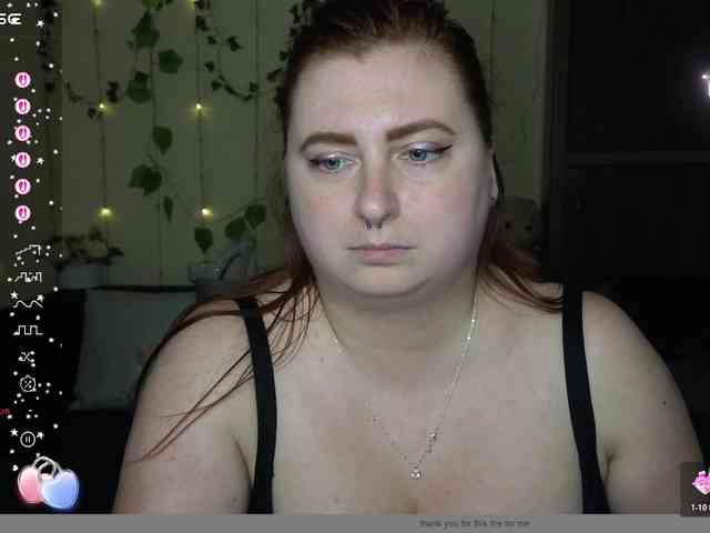 Aliciaredluv webcam