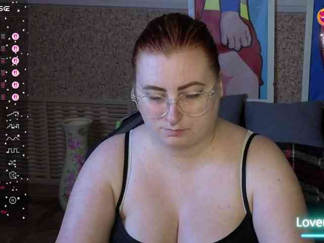 Aliciaredluv webcam