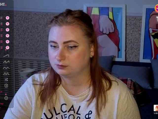 Aliciaredluv webcam