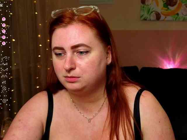 Aliciaredluv webcam