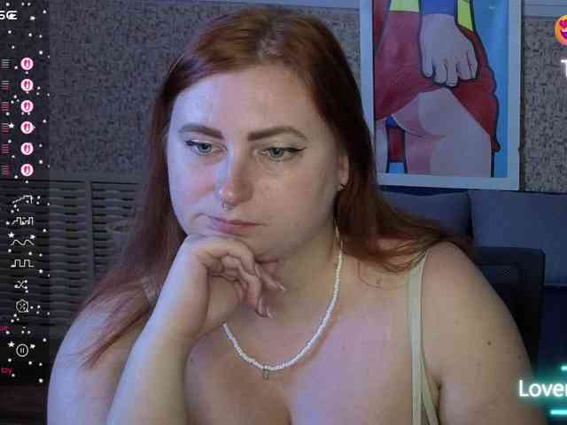 Aliciaredluv webcam