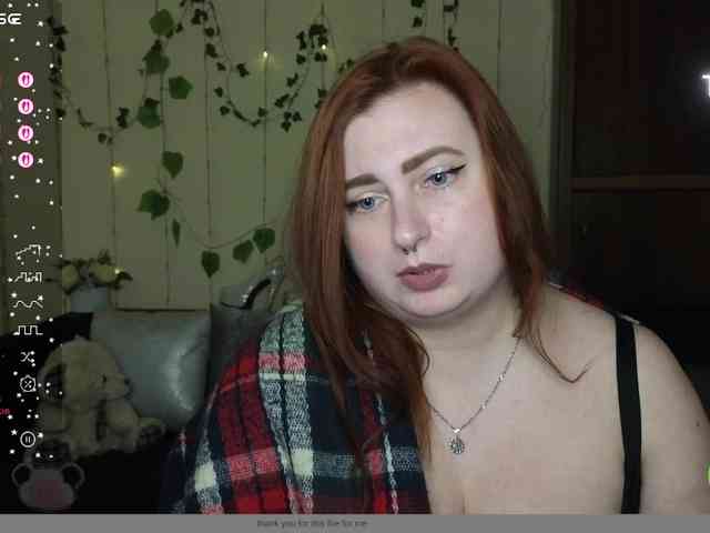 Aliciaredluv webcam
