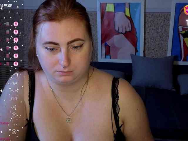 Aliciaredluv webcam