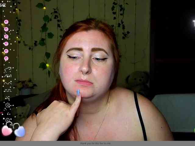 Aliciaredluv webcam