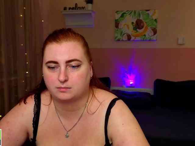 Aliciaredluv webcam