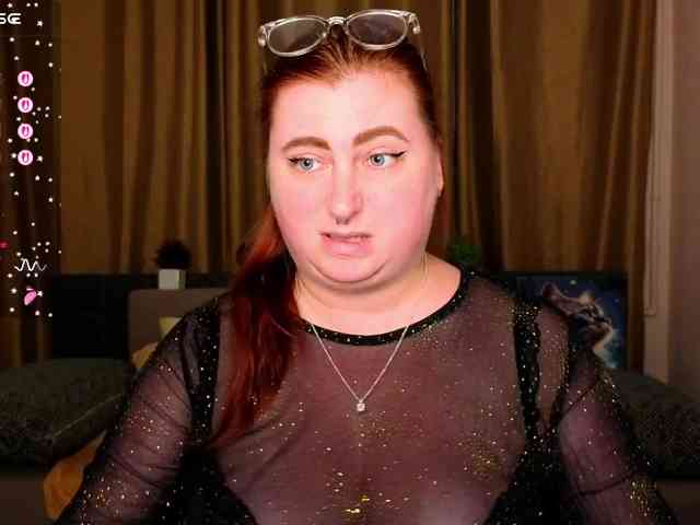 Aliciaredluv webcam