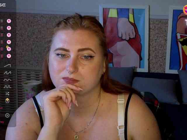 Aliciaredluv webcam
